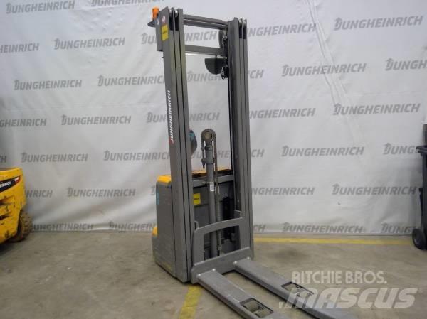 Jungheinrich EJC 216 Gyalogkíséretű targonca