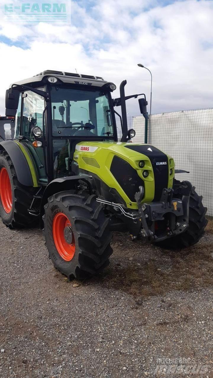 CLAAS elios 330 Traktorok