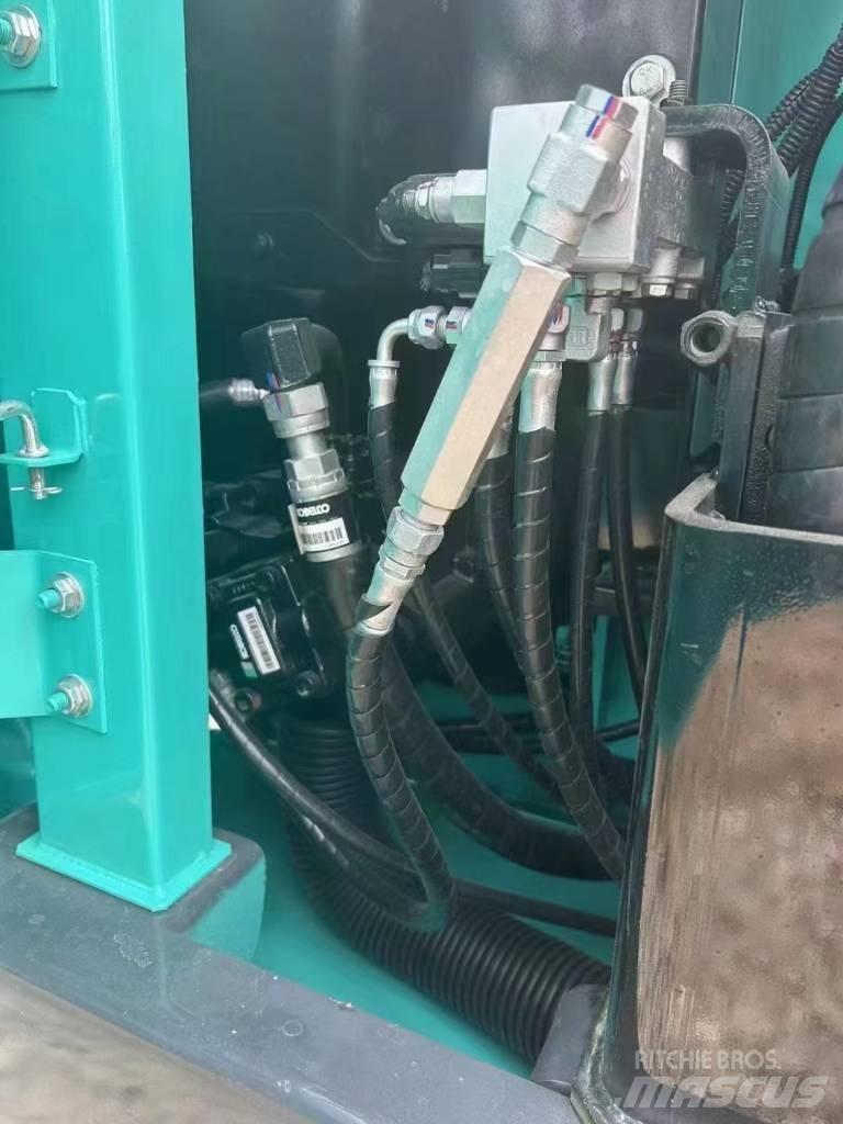 Kobelco SK 75 Közepes (midi) kotrók 7 t - 12 t