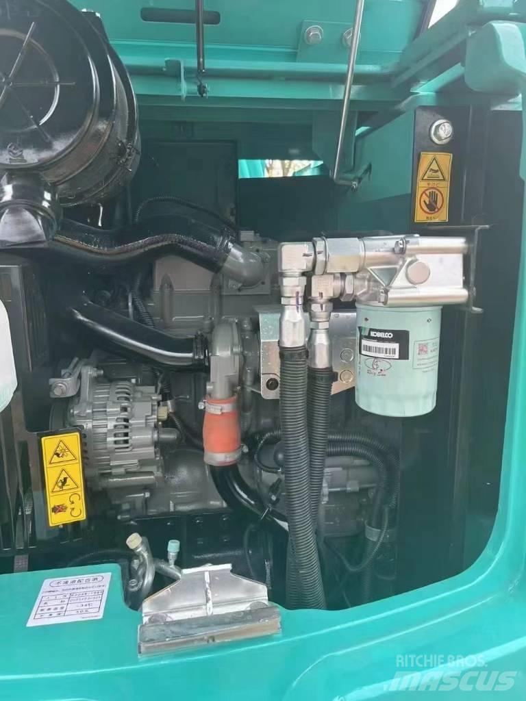 Kobelco SK 75 Közepes (midi) kotrók 7 t - 12 t