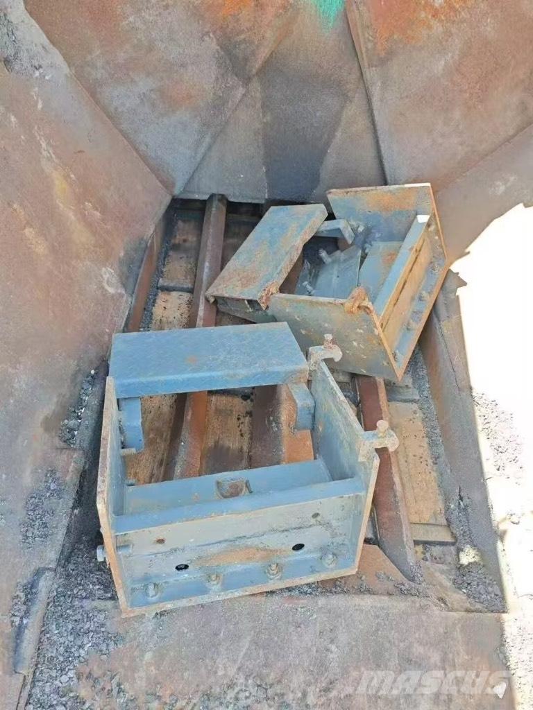 XCMG RP 453 L Aszfalt terítõ gépek