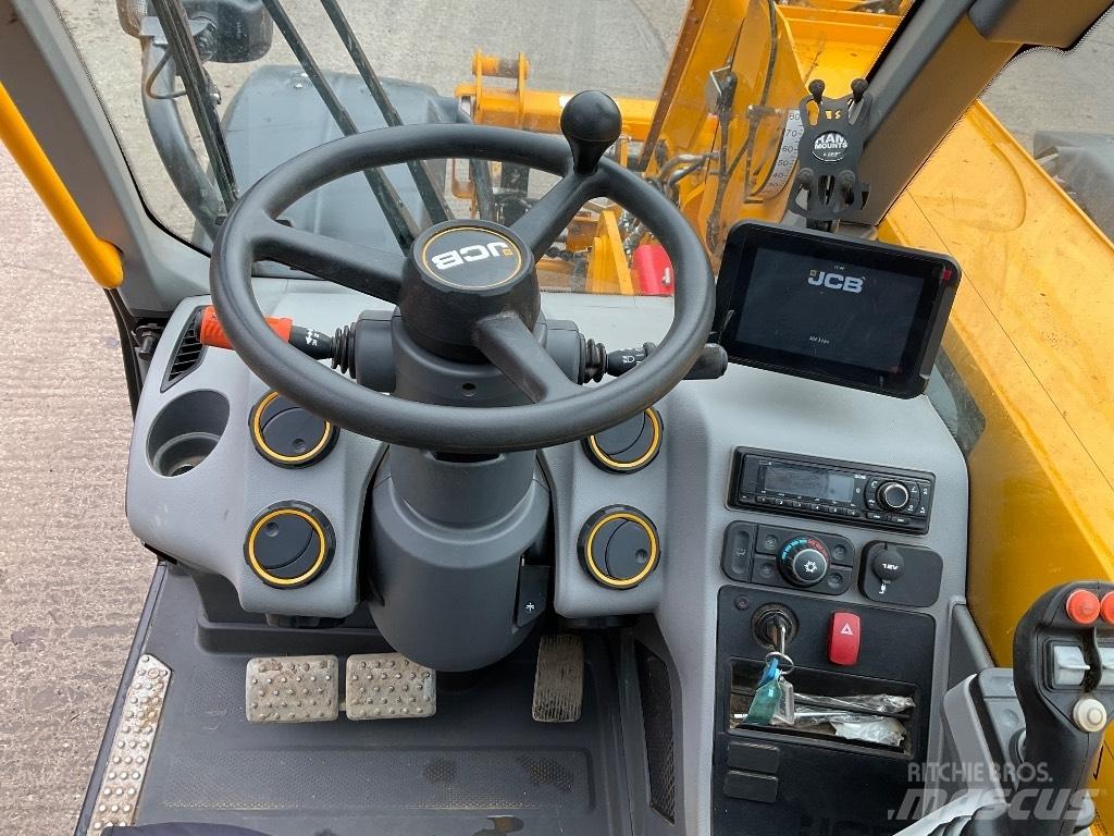 JCB 542 70 AGRI XTRA Teleszkópos mezőgazdasági rakodók