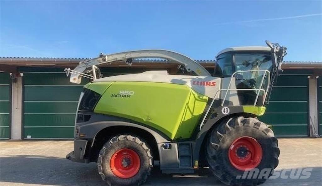 CLAAS Jaguar 950 Önjáró szecskázók