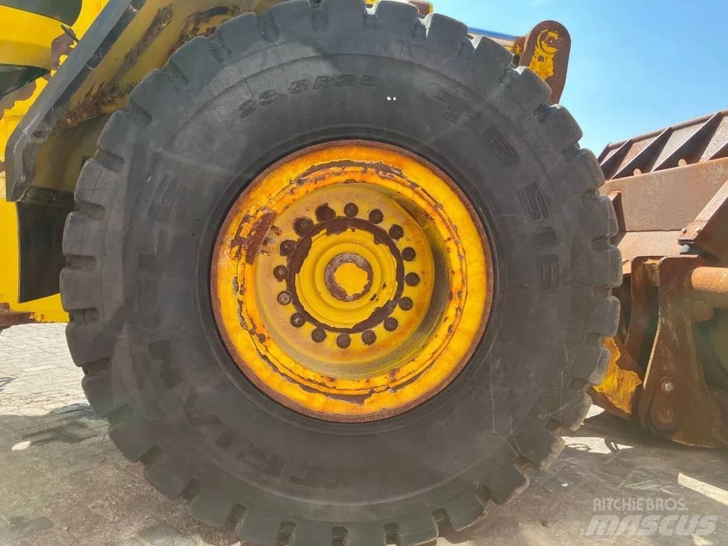 Hyundai HL960 Gumikerekes homlokrakodók