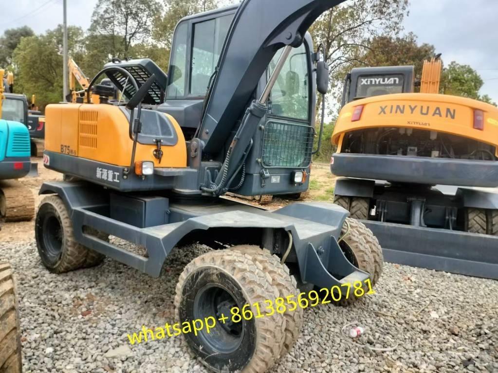 Xinyuan XYB75W-9 Gumikerekes kotrók