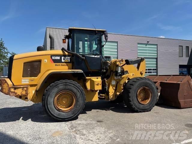 CAT 938 M Gumikerekes homlokrakodók