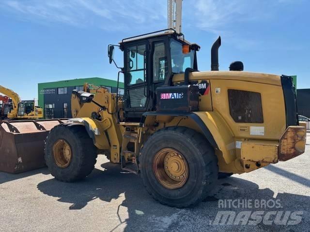 CAT 938 M Gumikerekes homlokrakodók