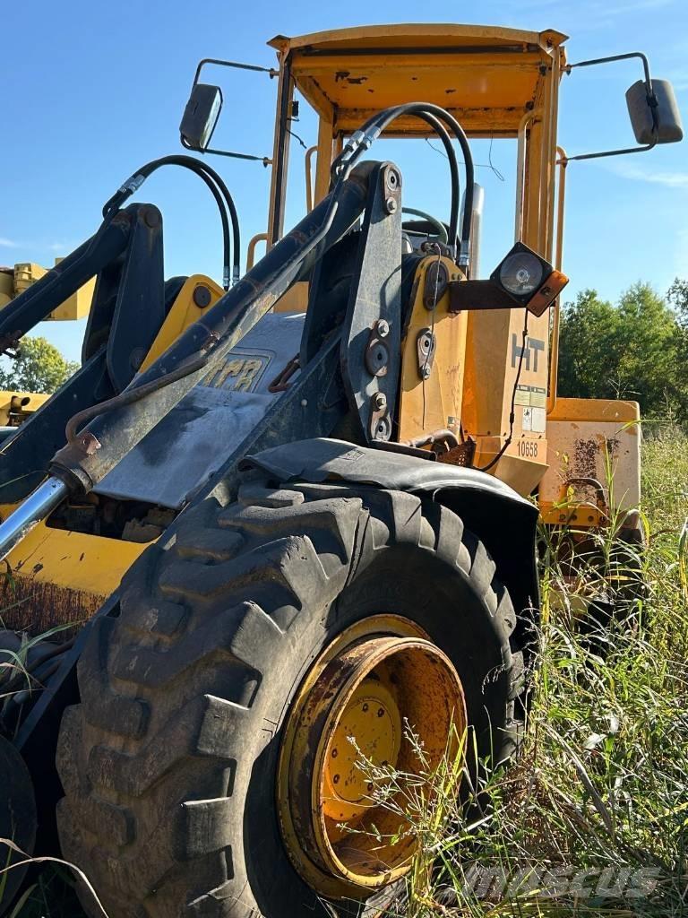 JCB 426 B Gumikerekes homlokrakodók