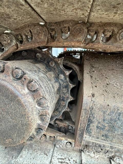 CAT 326 F L Lánctalpas kotrók