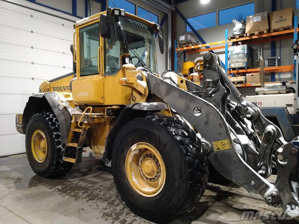 Volvo L 90 E Gumikerekes homlokrakodók