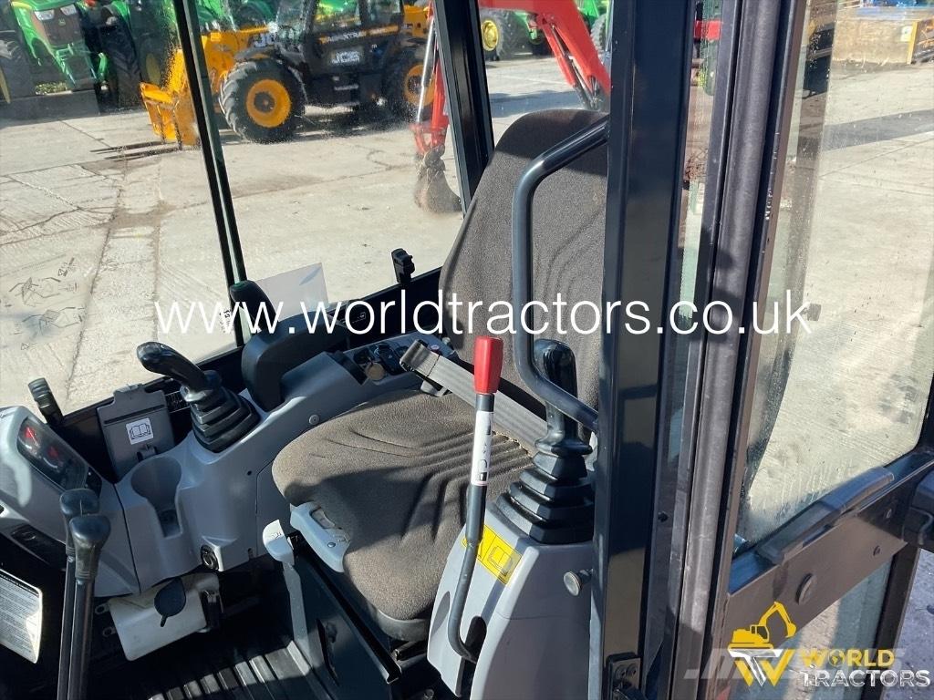 Kubota U 27-4 Mini kotrók < 7t