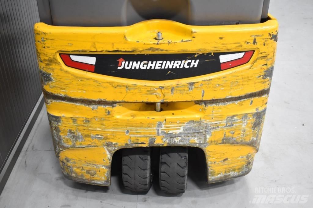 Jungheinrich EFG 215 Elektromos targoncák