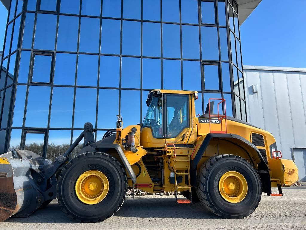Volvo L 180 H Gumikerekes homlokrakodók
