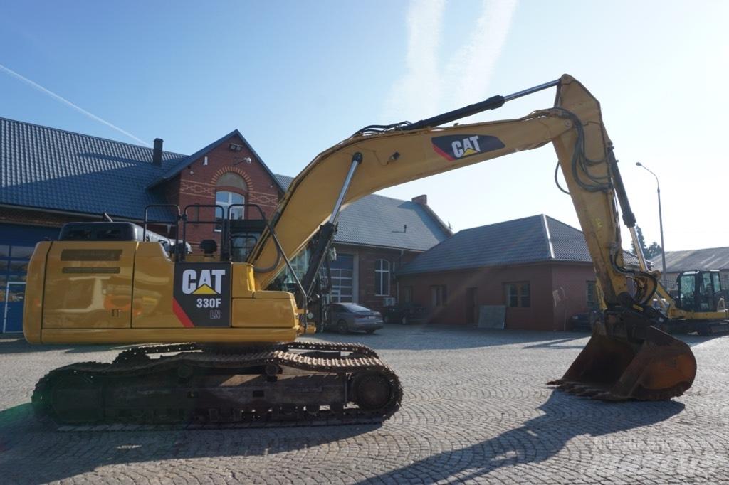CAT 330F NL Lánctalpas kotrók