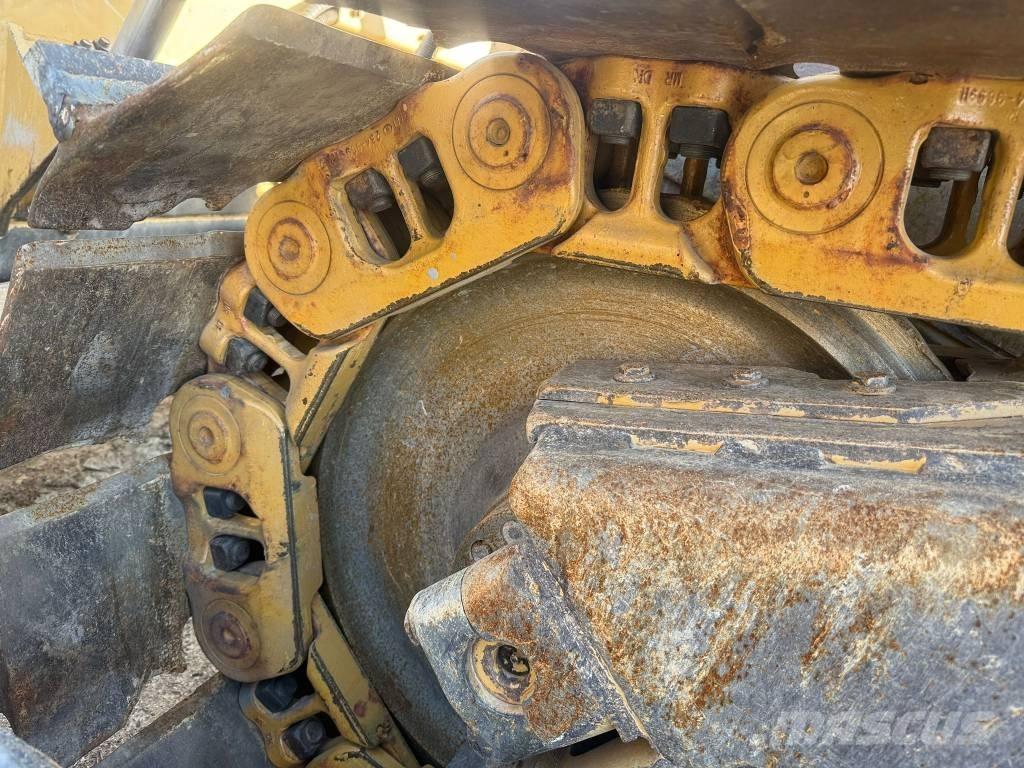 CAT D 6 T XL lánctalpas dózerek