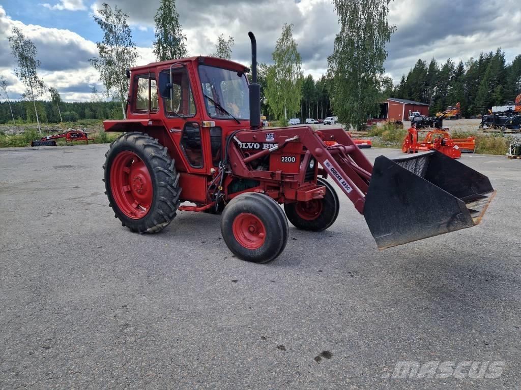 Volvo BM 2200 Traktorok