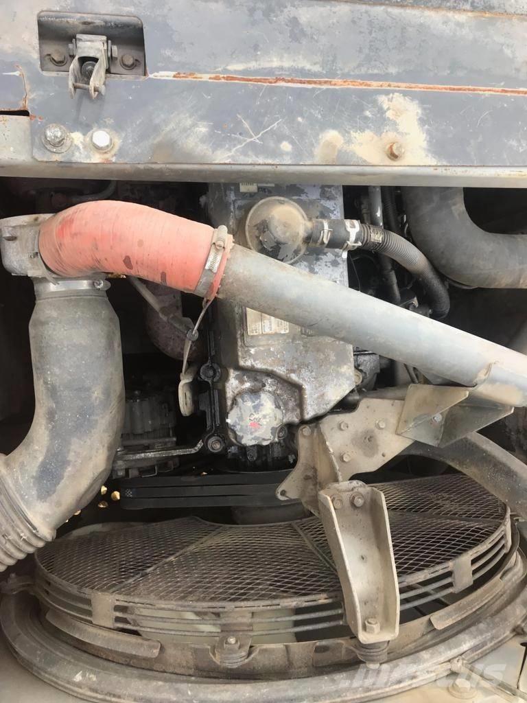  zaxis 350 Lánctalpas kotrók