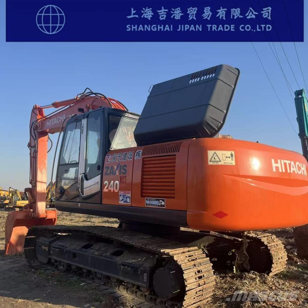 Hitachi ZX 240 Lánctalpas kotrók