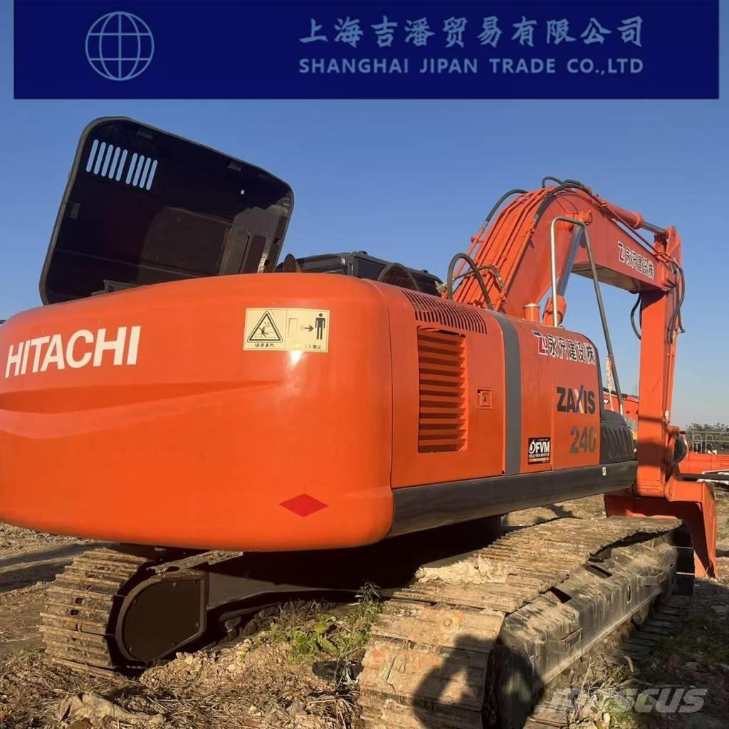 Hitachi ZX 240 Lánctalpas kotrók