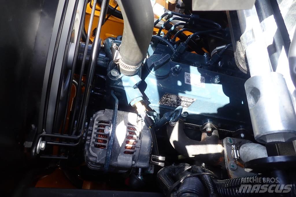 JCB 403 Univerzális rakodók