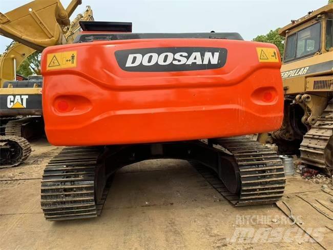 Doosan DX 225 LC Lánctalpas kotrók