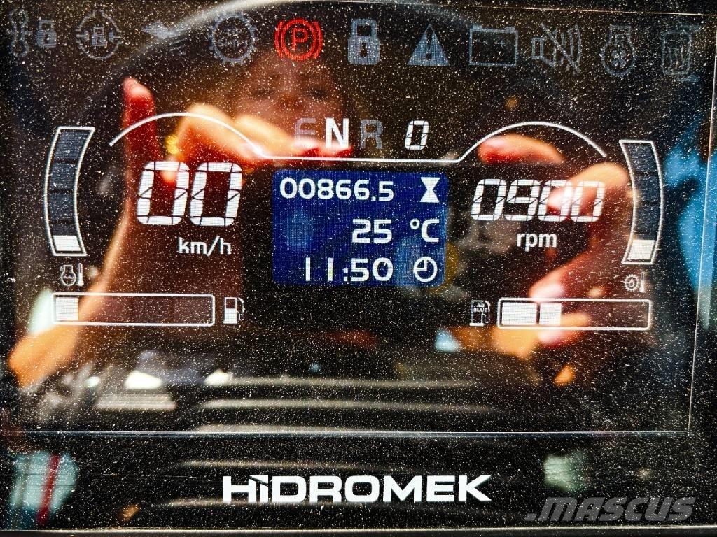 Hidromek HMK 635 WL Gumikerekes homlokrakodók