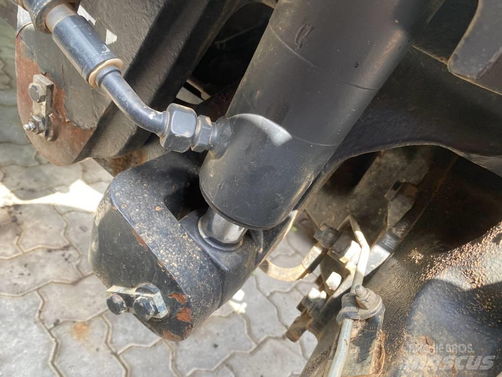 Same IRON 130 Traktorok