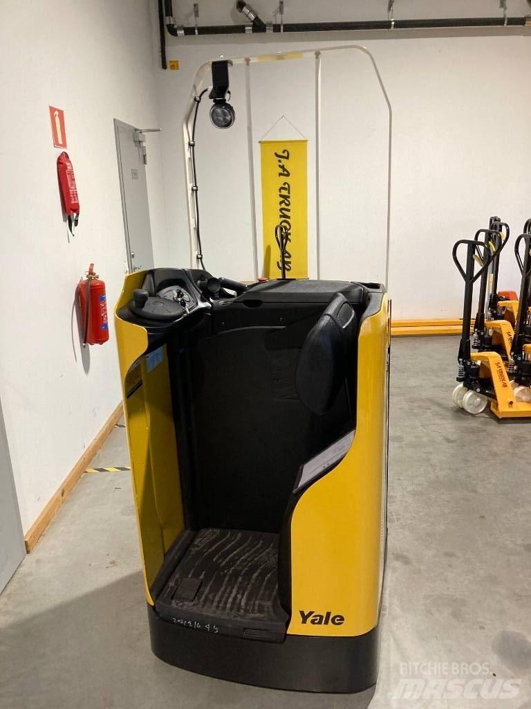 Yale MP20T. 2000kg Vezetőállásos alacsony emelőkocsi