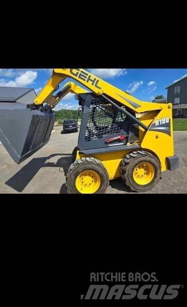 Gehl R 190 Kompaktrakodók