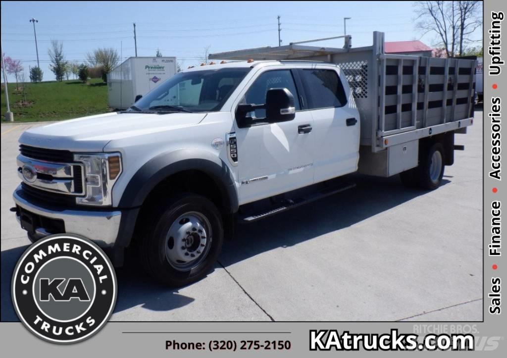 Ford F 550 XLT SD Platós / Ponyvás teherautók
