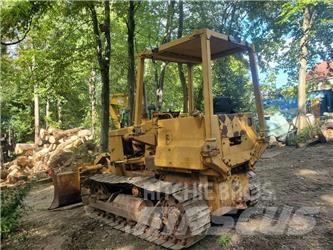 Komatsu D 31 A-17 lánctalpas dózerek