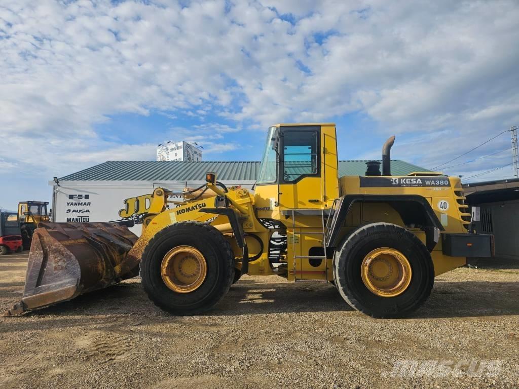 Komatsu WA 380-3H Gumikerekes homlokrakodók