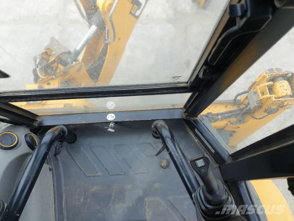 JCB 3 CX compact Kotrórakodók