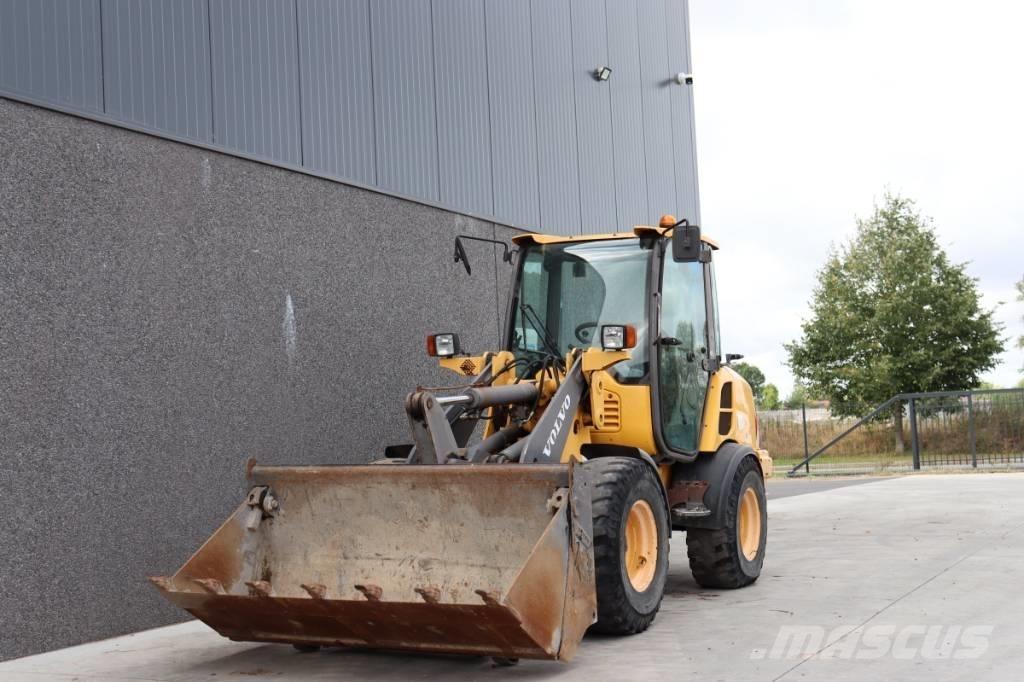 Volvo L25F-Z Gumikerekes homlokrakodók