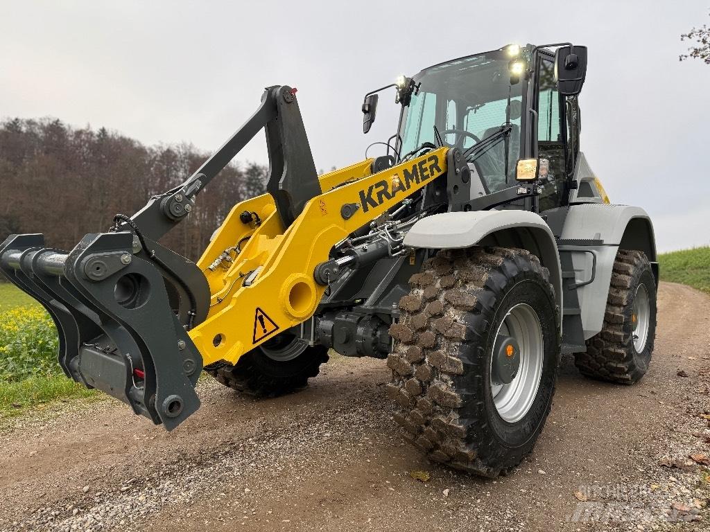 Kramer 8155 Gumikerekes homlokrakodók