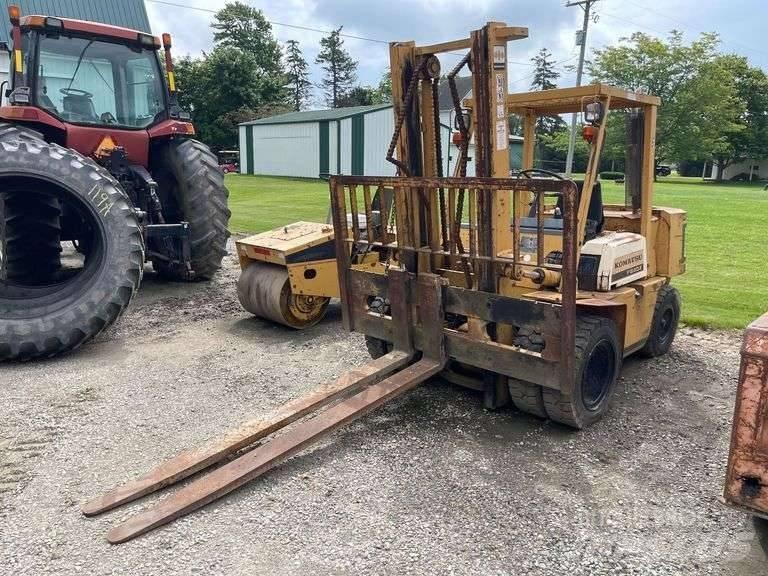 Komatsu FG 40ZT-4 Targoncák-Egyéb