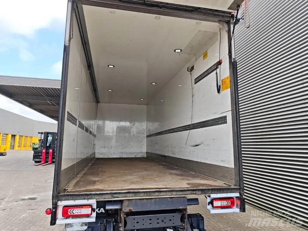Volvo FM 340 4x2 Dobozos teherautók