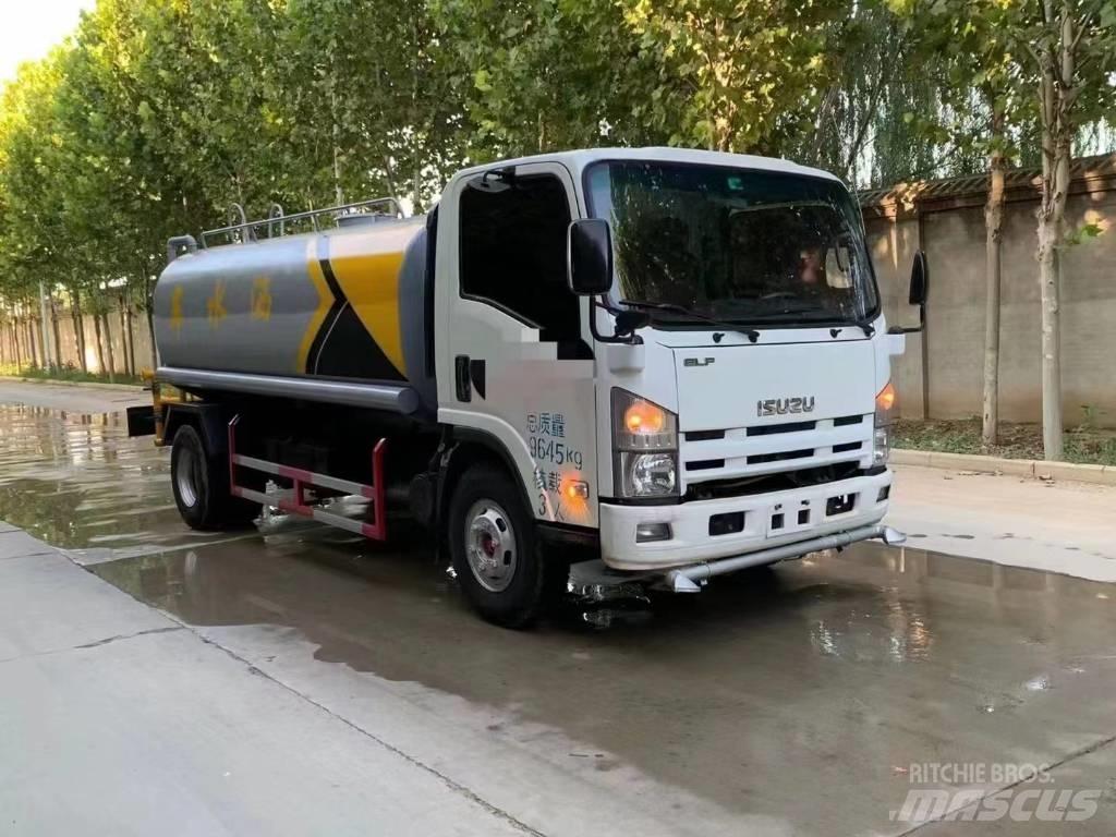 Isuzu ELF 200 Vízszállító teherautók