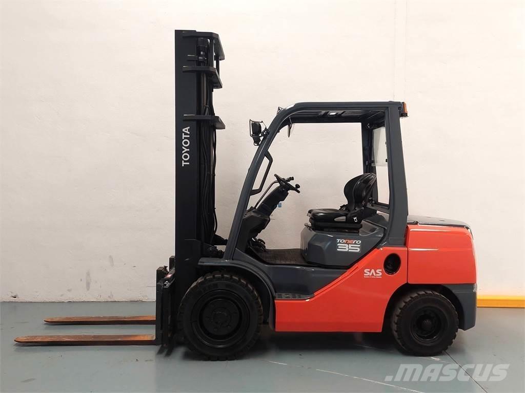 Toyota 52 8FDJF35 Dízel targoncák