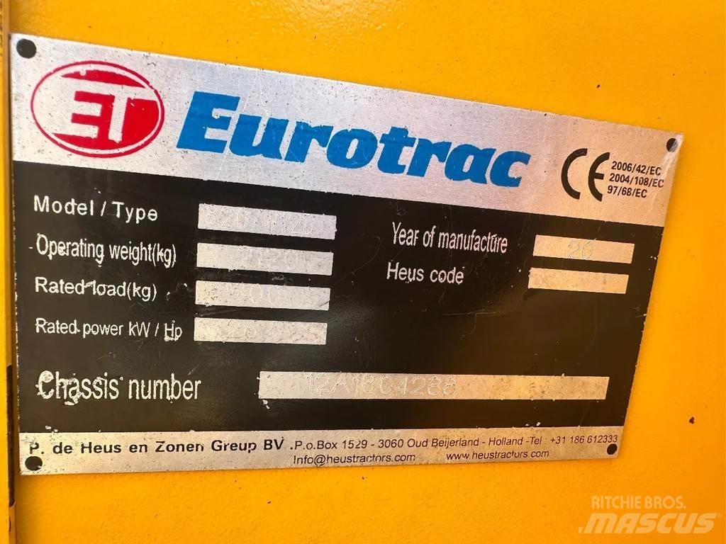 Eurotrac W12 Gumikerekes homlokrakodók
