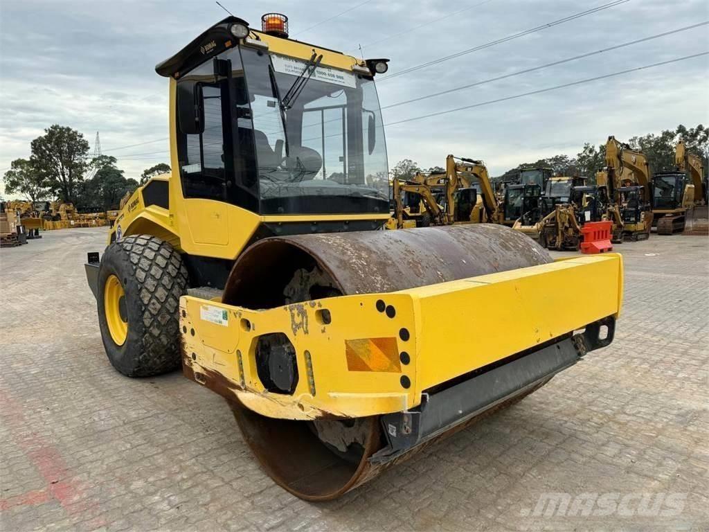 BMW 213D Egydobos hengerek