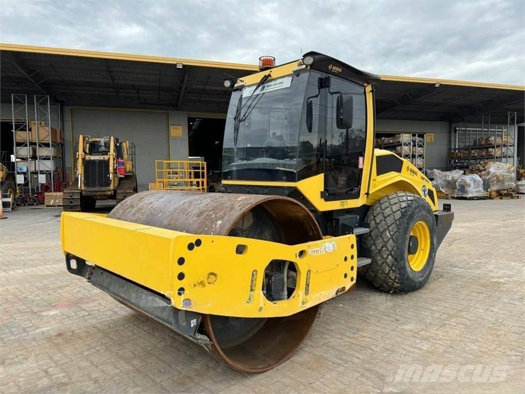 BMW 213D Egydobos hengerek