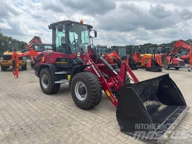 Yanmar V 80-5 Gumikerekes homlokrakodók