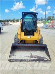 CAT 242 D Kompaktrakodók