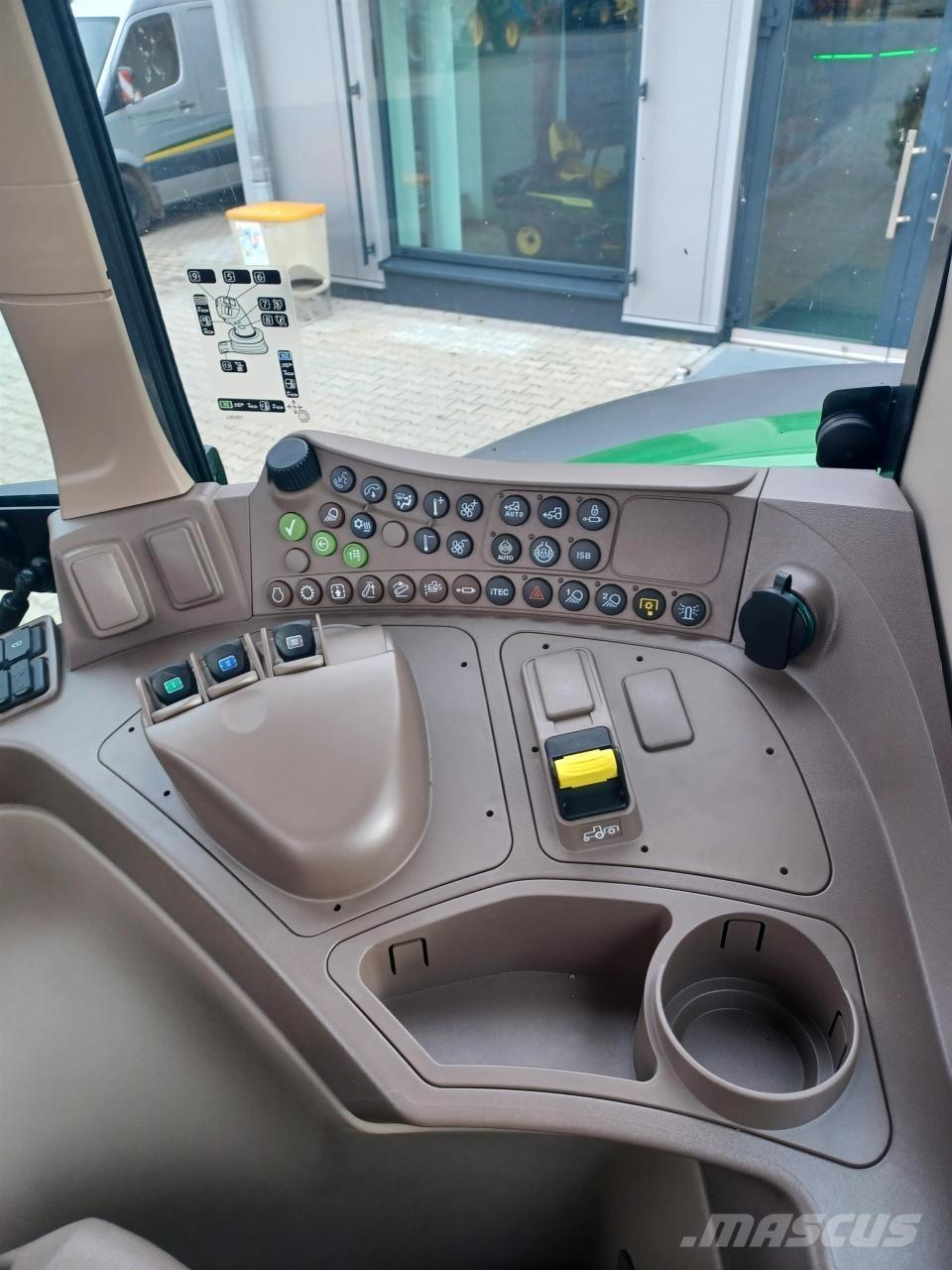 John Deere 6110M Traktorok