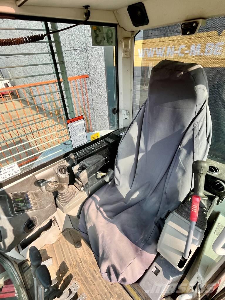 Takeuchi TB 257 FR Mini kotrók < 7t