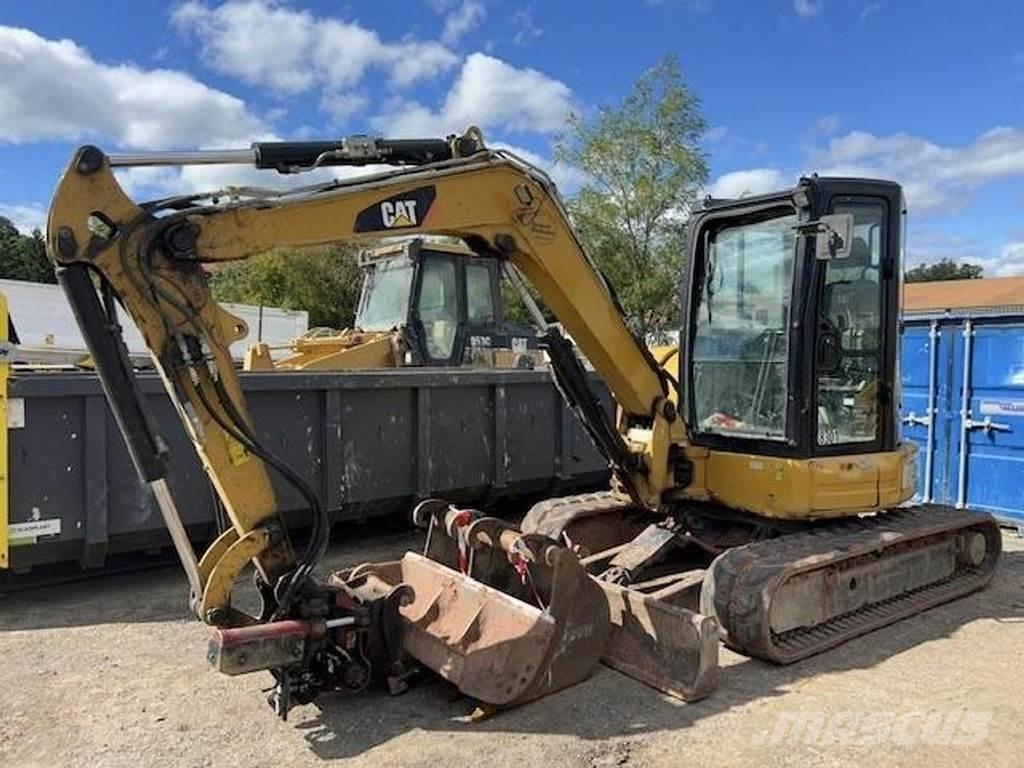 CAT 305.5 E2 Speciális kotrók