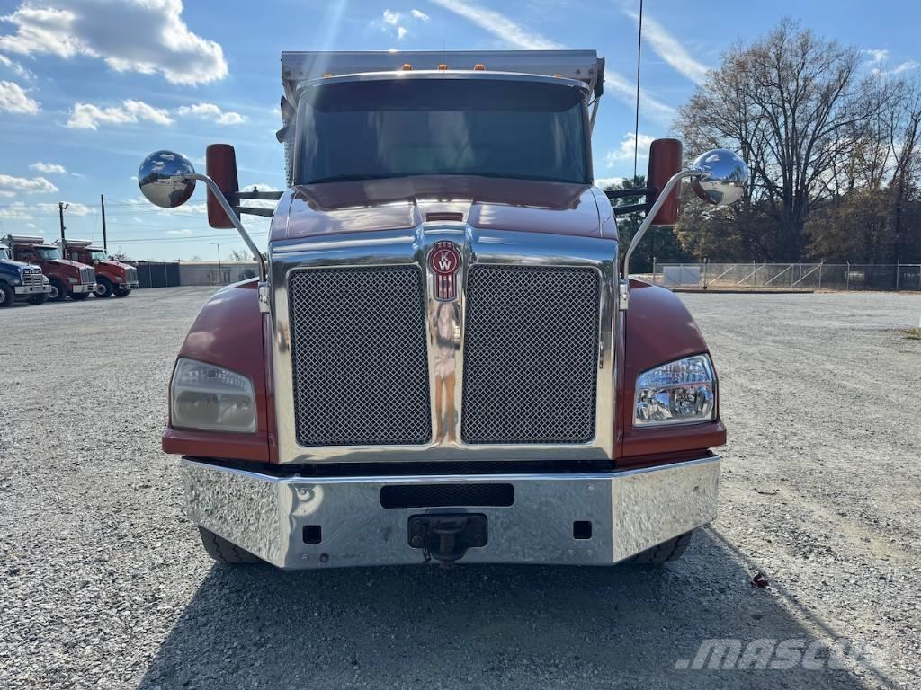 Kenworth T 880 Billenő teherautók