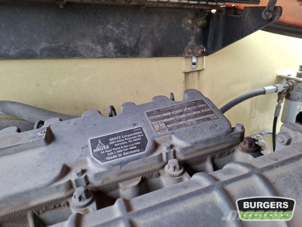 JLG 680S Teleszkópos emelők