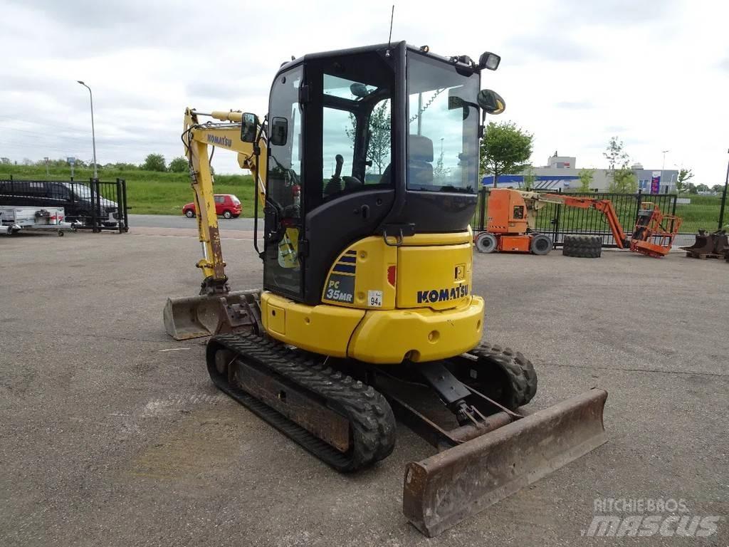 Komatsu PC35MR-5 Mini kotrók < 7t
